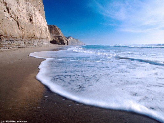 Half Moon Bay Half Moon Bay Background 1024x768 Wallpaper Teahub Io