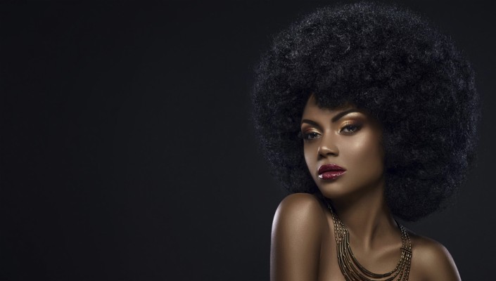 Black Beauty, Hairstyle, Black Girl, Style, Bronze, - Black Girl On Black  Background - 970x550 Wallpaper 