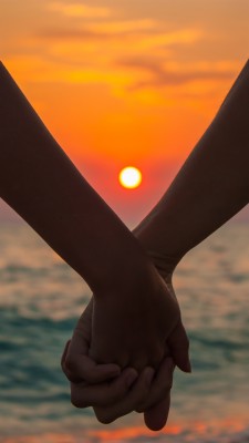 Love Couple Wallpaper Holding Hands - 1242x2688 Wallpaper - teahub.io