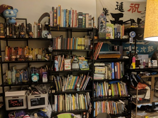 Bookcase Wallpaper As Folding Bookcase - Book Shelf Wallpaper B And Q