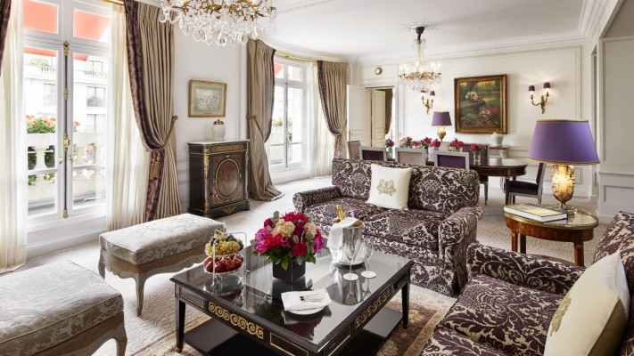 Plaza Athenee Paris Suite - 1600x900 Wallpaper - teahub.io