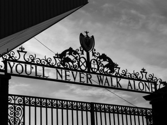 Liverpool - Anfield Stadium, Shankly Gates - 800x600 Wallpaper - teahub.io