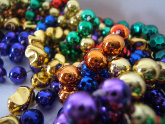 Mardi Gras Wallpaper Hd - 2400x890 Wallpaper - teahub.io