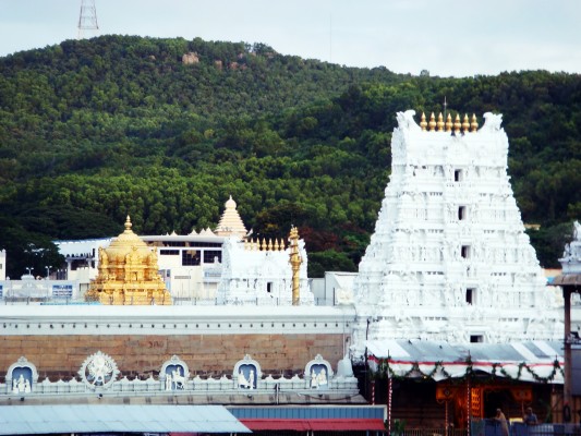 Venkateswara Temple On Tirumala Hills In Tirupati Tirumala Vaikunta