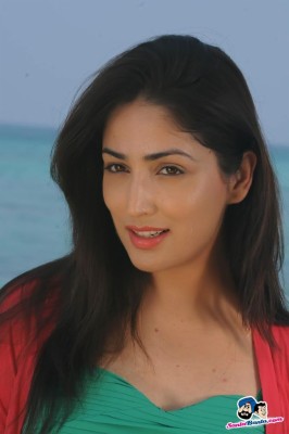 Yami Gautam - Yami Gautam Hot - 1024x768 Wallpaper - teahub.io