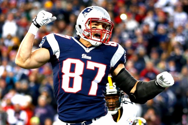 Rob Gronkowski Wallpaper Hd - 1080x1920 Wallpaper - teahub.io