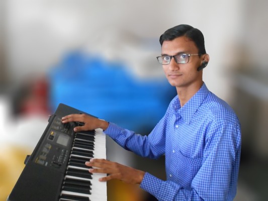 Durgesh Prajapati - Keyboard Player - 1024x768 Wallpaper 