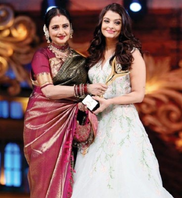 Rekha - Rekha And Aishwarya Rai - 725x787 Wallpaper - Teahub.io