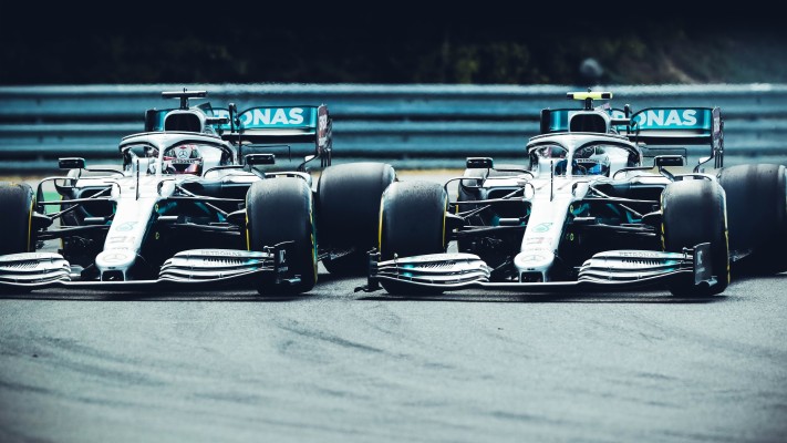 Mercedes F1 Silver Arrows - 2000x1333 Wallpaper - Teahub.io