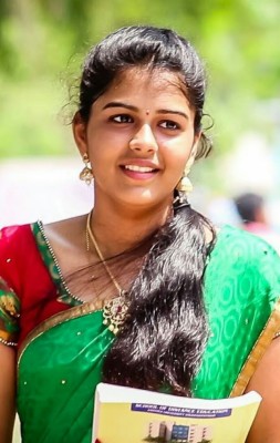 Beauty Beautiful Indian Women - 1018x1720 Wallpaper - teahub.io