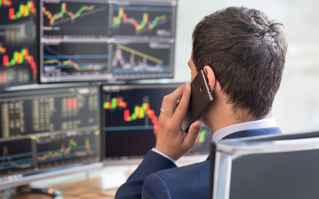professional-trader-1440x900-wallpaper-teahub-io