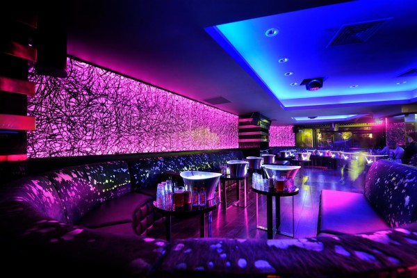 Wonderful Neon Lights In A Night Club Lounge Hd Desktop - Fancy Night Club  - 1920x1278 Wallpaper 