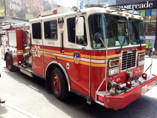 New York Fire Truck Red Emergency, Fire Truck Desktop Wallpaper