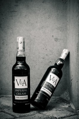 Alcohol Pic Black And White - 910x1365 Wallpaper - teahub.io