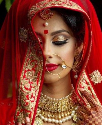 Indian Brides Hd Wallpapers Of Beautiful Bride Pic - Beauty Parlour -  1024x768 Wallpaper 