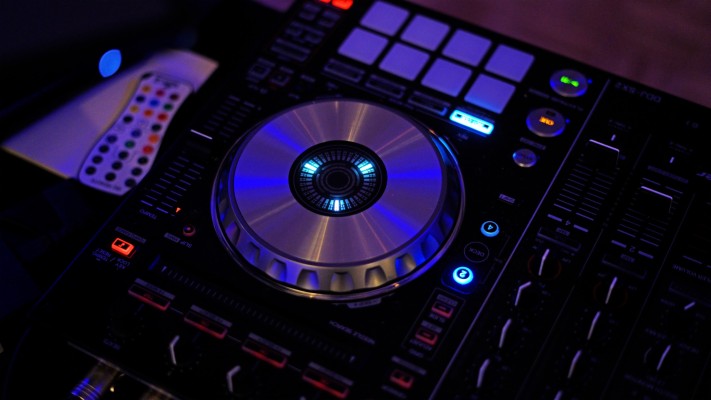 Download Dj Wallpapers and Backgrounds , Page 6 