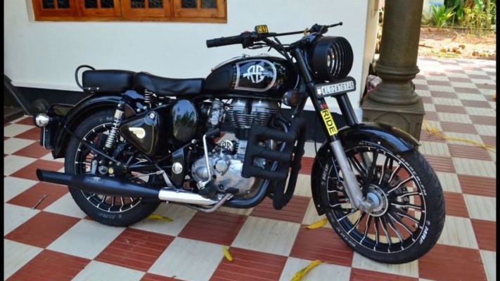 Bullet 350 Classic Modified Images - Royal Enfield 350 Classic Modified -  902x600 Wallpaper 