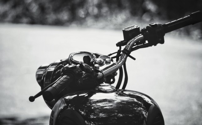 4k Wallpaper Royal Enfield For Pc - 1972x1306 Wallpaper - teahub.io