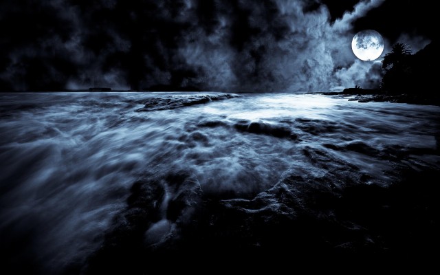 Dark Moon Clouds Background - 1280x1024 Wallpaper 