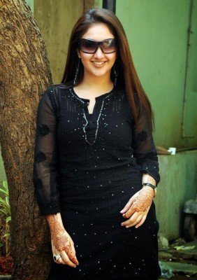 Half Sexy Sridevi Vijay Kumar Telugu Actress Ass  - HD Wallpaper