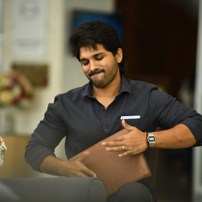 Ala Vaikuntapuramlo Movie Hd Stills Allu Arjun, Pooja - Pooja Hegde Ala