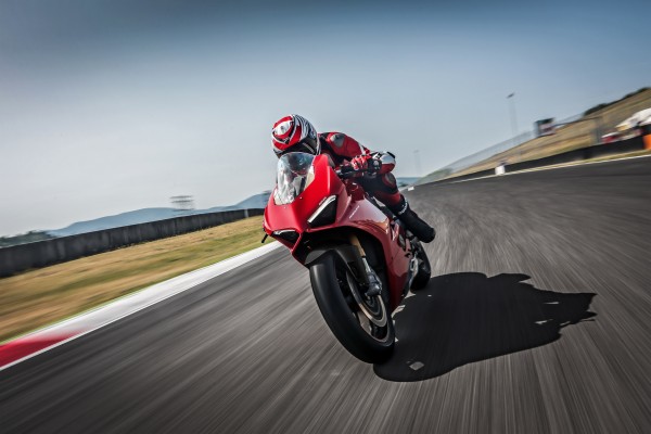 Ducati Panigale V4 Character Wallpaper Engine - Panigale V4 Wallpaper ...