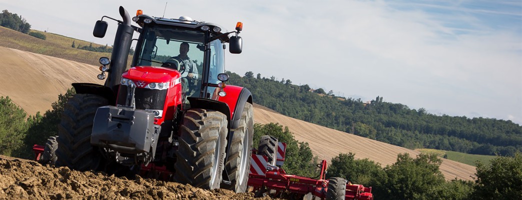 Massey Ferguson Combine Harvester - 4608x3072 Wallpaper - teahub.io