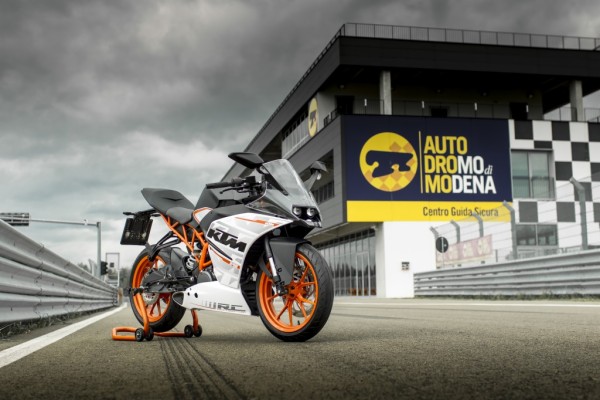 Ktm Rc 350 Bike Hd - 1024x682 Wallpaper - teahub.io