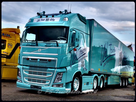 Wallpaper Volvo Trucks