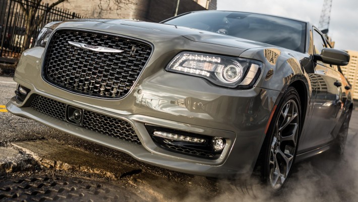 Chrysler Wallpaper Chrysler 300c 3000x1688 Wallpaper Teahub Io