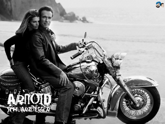 Arnold Schwarzenegger - Arnold Schwarzenegger Pic Girls - 1024x768