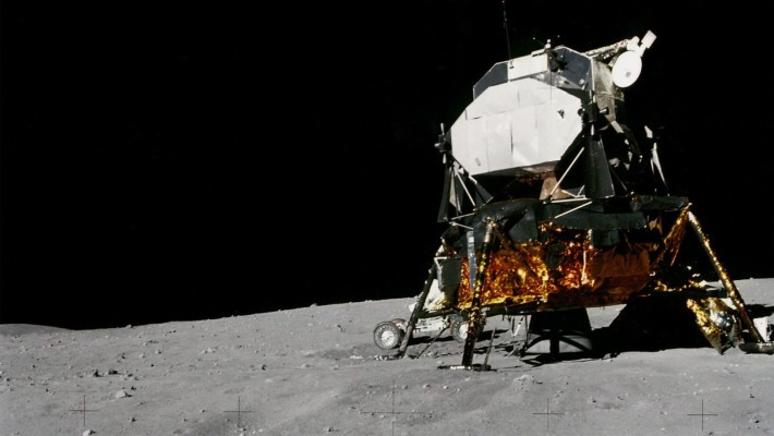 Love Design Ii - Lunar Module Or Homeless Tweaker Shelter - 1600x901 ...