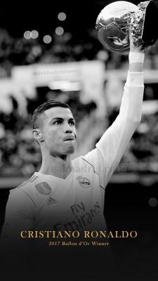 Cristiano Ronaldo Showing Ballon Dor - 674x1137 Wallpaper - teahub.io