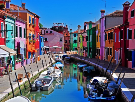 Wallpaper Italy, Venice, Burano Island, Boats, River - 1920x1440 Wallpaper  