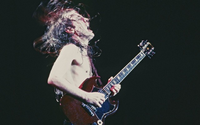 Ac Dc Angus Young - 1366x768 Wallpaper - teahub.io