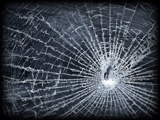 Hockey Puck Broken Glass - 1100x825 Wallpaper - teahub.io