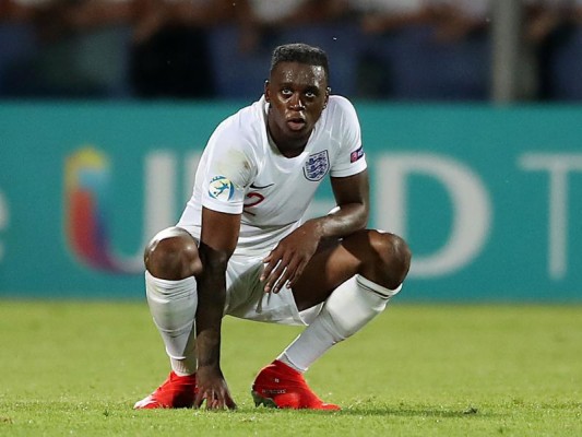 Aaron Wan Bissaka England - 800x600 Wallpaper - teahub.io