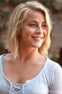 julianne hough safe haven hair up