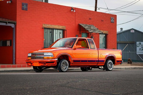 S10 Pickup Lowrider S10 Truck - 1050x700 Wallpaper - teahub.io