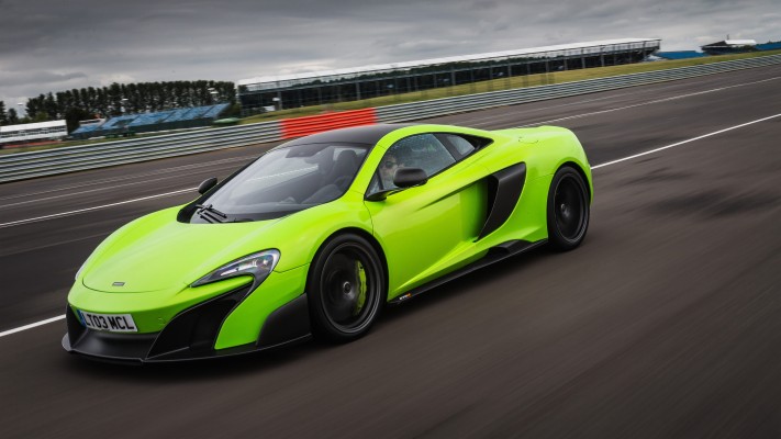 2016 Fire Black Mclaren 675lt Picture Mods Upgrades Fire Black Mclaren 675lt 1600x890 Wallpaper Teahub Io