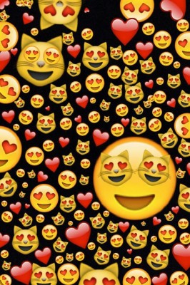Emoji, Heart And Hearts - Emoji Wallpaper Heart - 640x960 Wallpaper -  