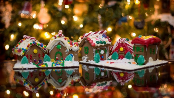 Gingerbread House Facebook Banner - 1366x768 Wallpaper - teahub.io
