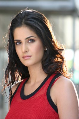 Katrina41 - Katrina Kaif Cute Hot - 600x900 Wallpaper - teahub.io