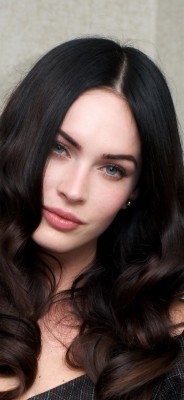 Megan Fox Jennifer's Body Conference - 1242x2688 Wallpaper - teahub.io