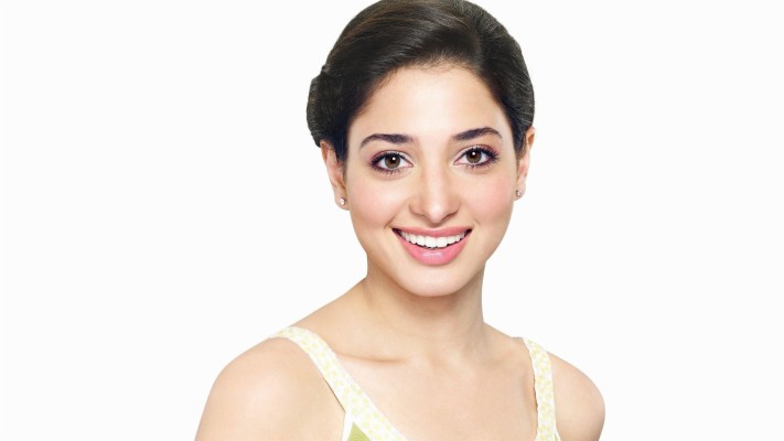 Download Tamanna Hd Wallpapers and Backgrounds 