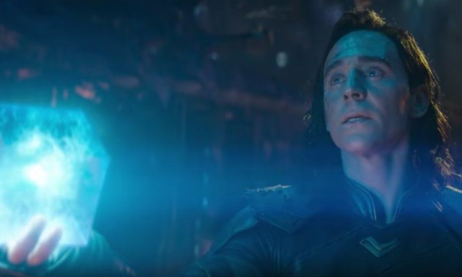 Loki Tesserract Avengers Infinity War Thanos Death - Loki Dying In ...