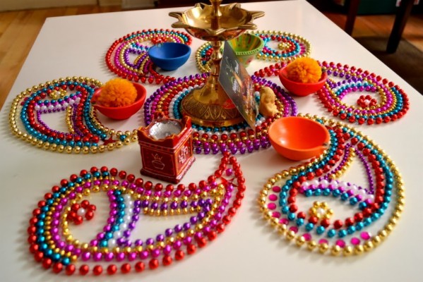 Rangoli With Objects - 1024x683 Wallpaper - teahub.io