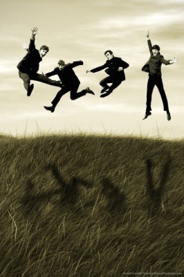 Beatles Wallpaper For Iphone 640x960 Wallpaper Teahub Io