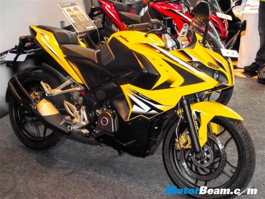 Bajaj Pulsar Rs 200 Yellow - Motorcycle - 1024x768 Wallpaper - teahub.io