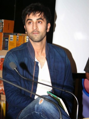 Ranbir Kapoor Ugly Hairstyle - 1158x567 Wallpaper - Teahub.io